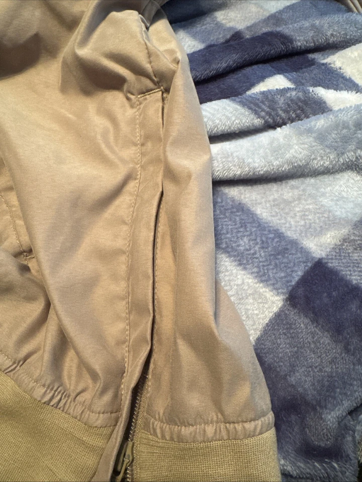 Vintage 2005 CHILI'S Restaurant Employee Uniform Pullover Shirt Beige/brown XL - Image 3 of 4