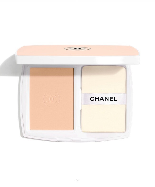 CHANEL LES BEIGES & LE BLANC セット CHANEL LE BLANC BRIGHTENING COMPACT FOUNDATION | eBay