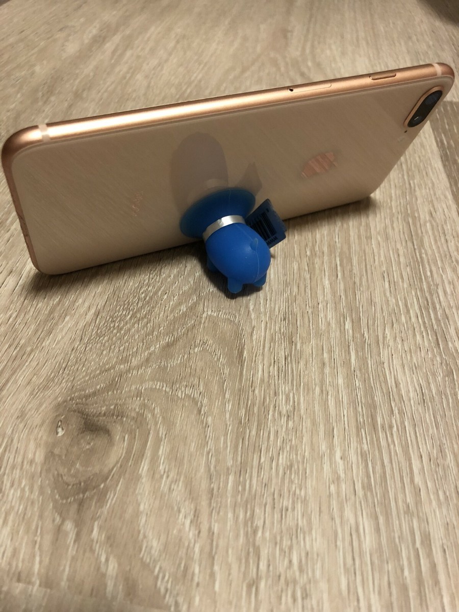 Supporto Cellulare Auto A Ventosa Cruscotto Vetro Smartphone Universale Rotante 8056991007872 Supporto Cellulare Auto A Ventosa Cruscotto Vetro Smartphone Universale Rotante 8056991007872