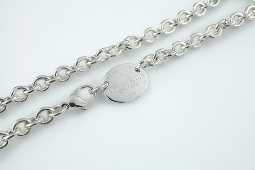 Oval Charm Necklace w/ Lobster Clasp 