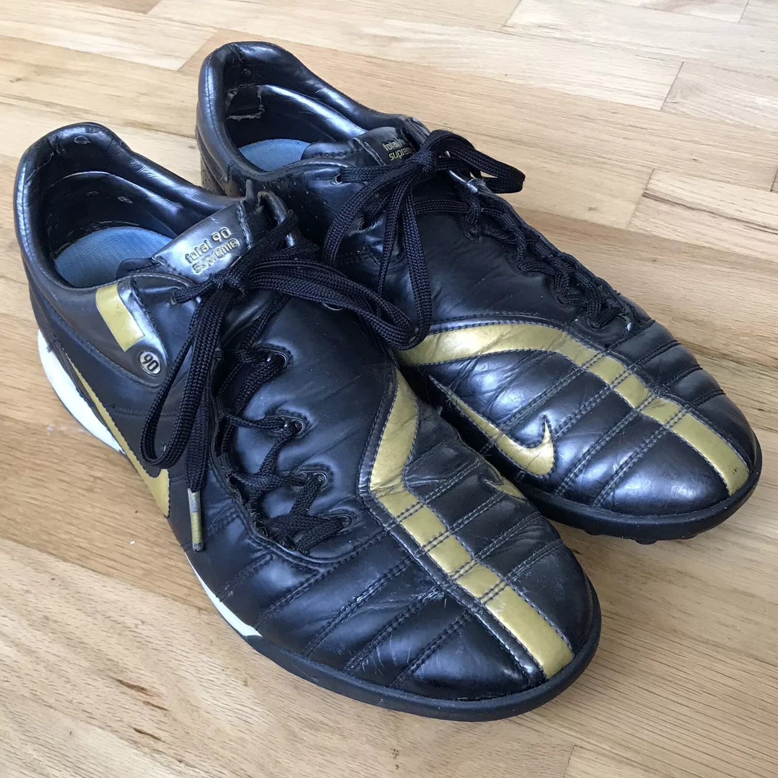 Chaussures de football Nike TOTAL 90 SUPREME TF Turf RARE 2006 US 12,5 T90 EU 47