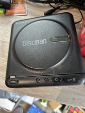 Sony Discman D-20K Portable CD Player With Speakers And Box