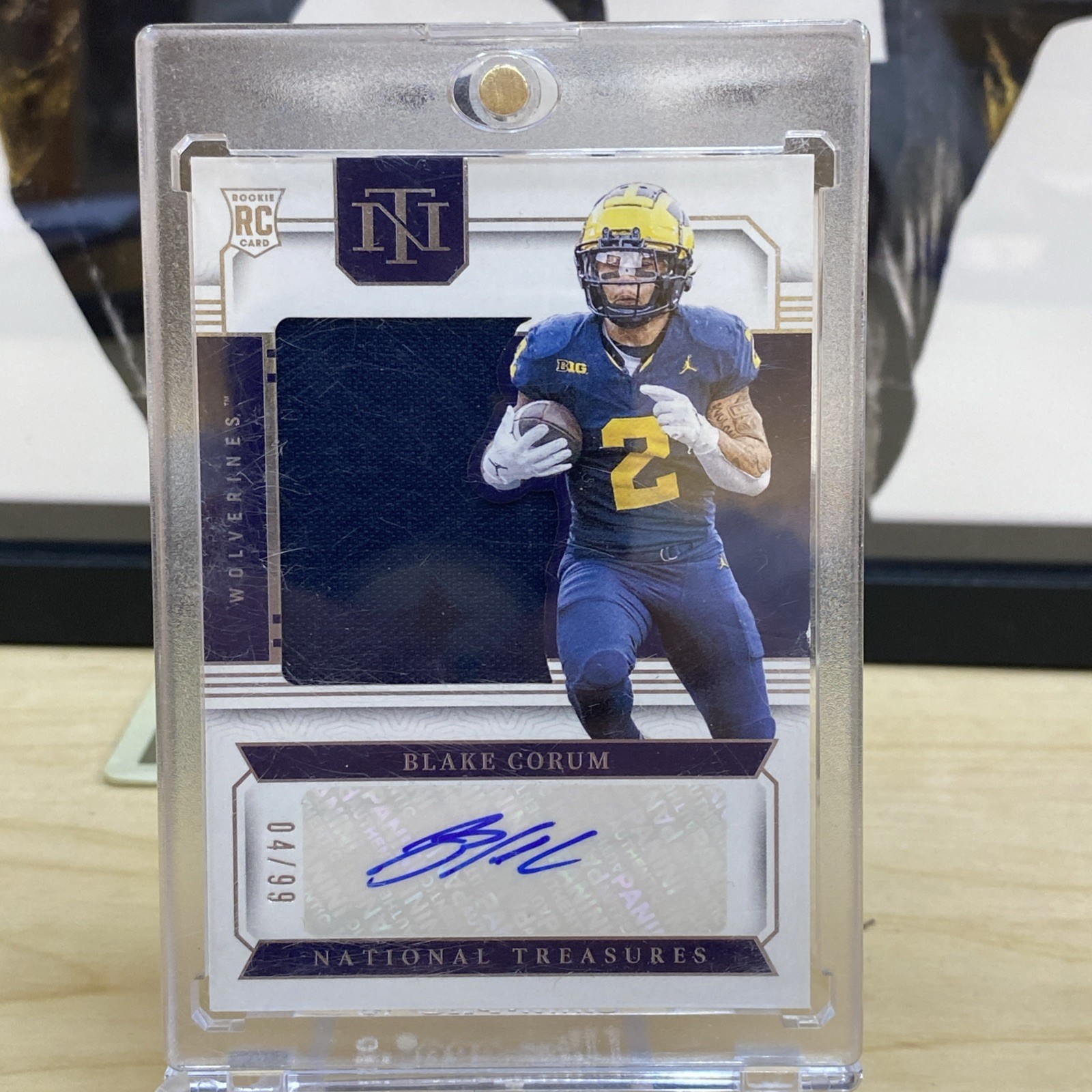 Blake Corum Panini National Treasures Collegiate Rookie Silhouettes Signatures #BCM Blue