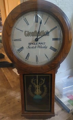 Vintage 1980s Glenfiddich Whiskey Oak Tavern Pendulum Grandfather Clock BAR ART