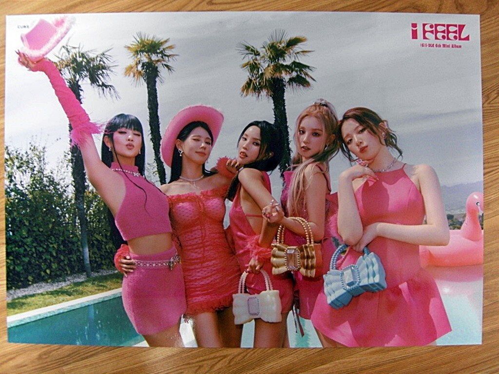 G) I-DLE G-IDLE - I FEEL [ORIGINAL POSTER] *NEW* K-POP | eBay