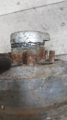BorgWarner Fan Clutch 1090-09000-05A (NOT WORKING CORE ONLY)