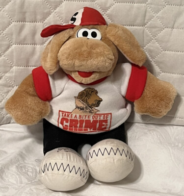 Vtg McGruff Nephew Scruff Take a Bite Out of Crime Plush Bloodhound Dog Doll 9''