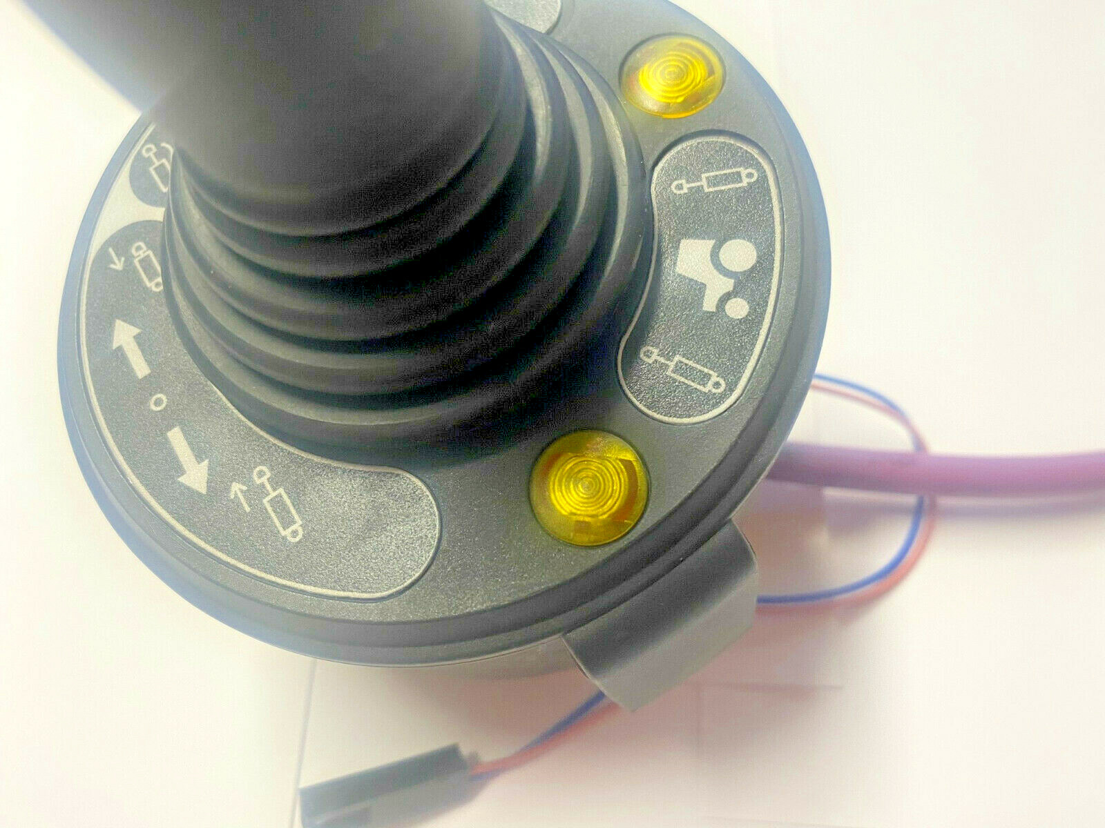 87361357 Valve control joystick replaced by part No 84261736 for 