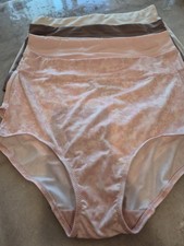 Warner's Women s Briefs Size M 4 Pack Nnt