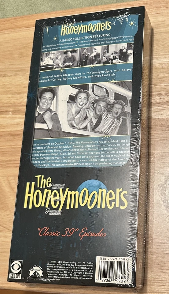 VTG The Honeymooners Classic 39 Episodes  VHS Jackie Gleason Carney SEALED NEW - Image 2 of 4