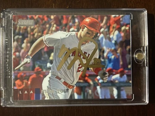 2020 Topps Stadium Club Mike Trout  AUTOGRAPHED Card No COA