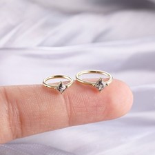 Anillo de nariz solitario negro rutilado Daith Huggie aros en clicker de aro de oro de 14 K