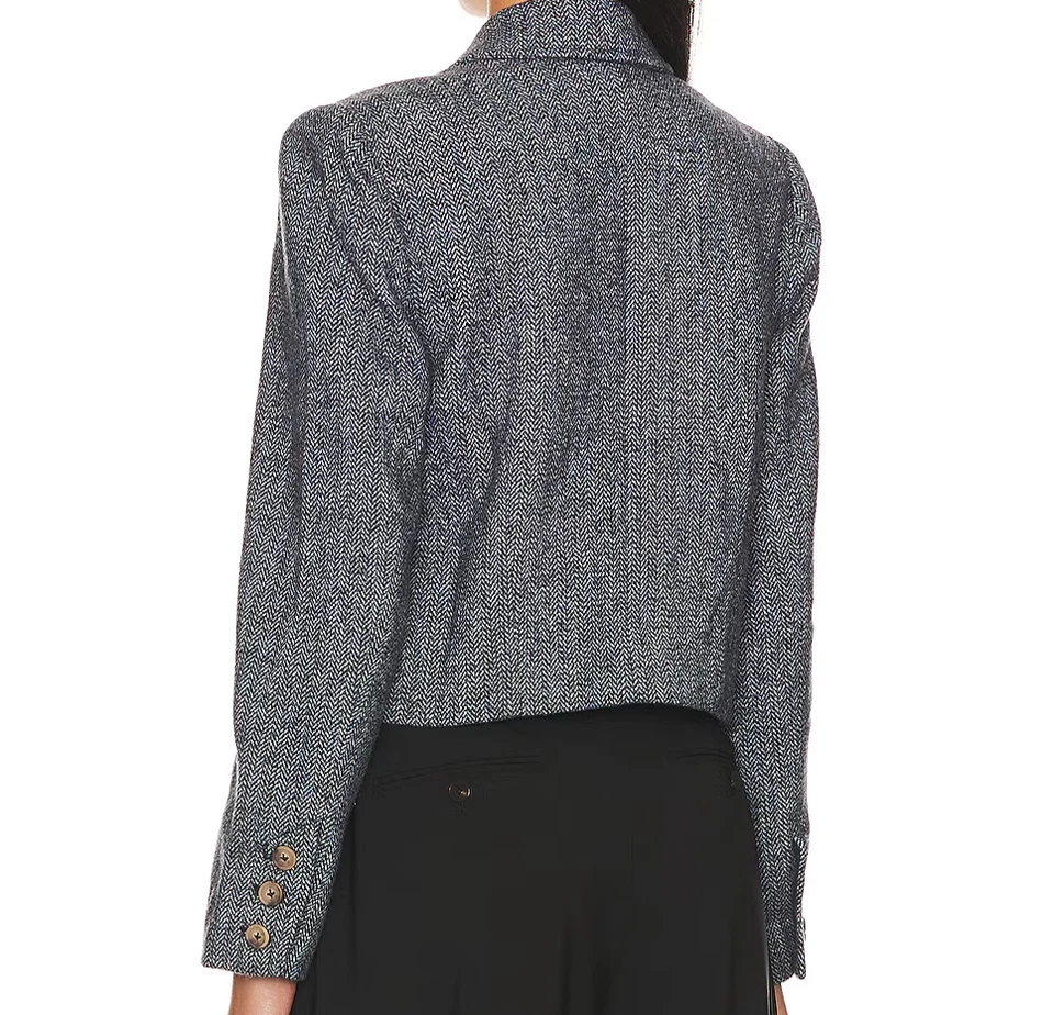 Blazer Free People Tailored Heritage Tweed Chevron Doble Pecho Recortado Azul Foto 3 de 4