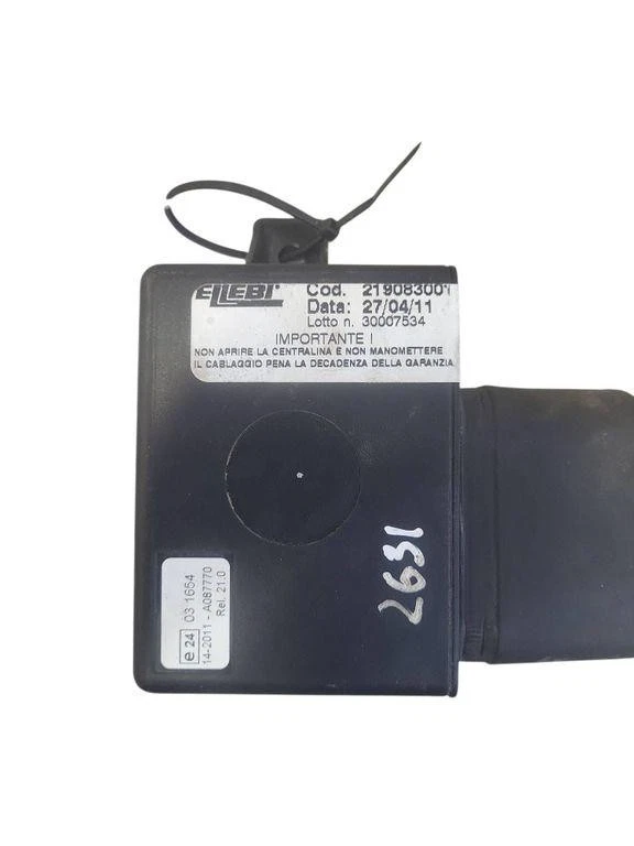 Centralina gancio rimorchio Hyundai Santa Fé II CM 219083001 2.0 Diesel 32983828 - Immagine 4 di 4