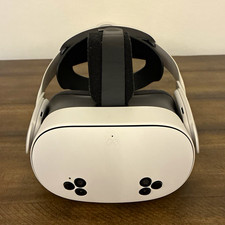 Meta Quest 3S Headset 128gb w/elite headstrap...