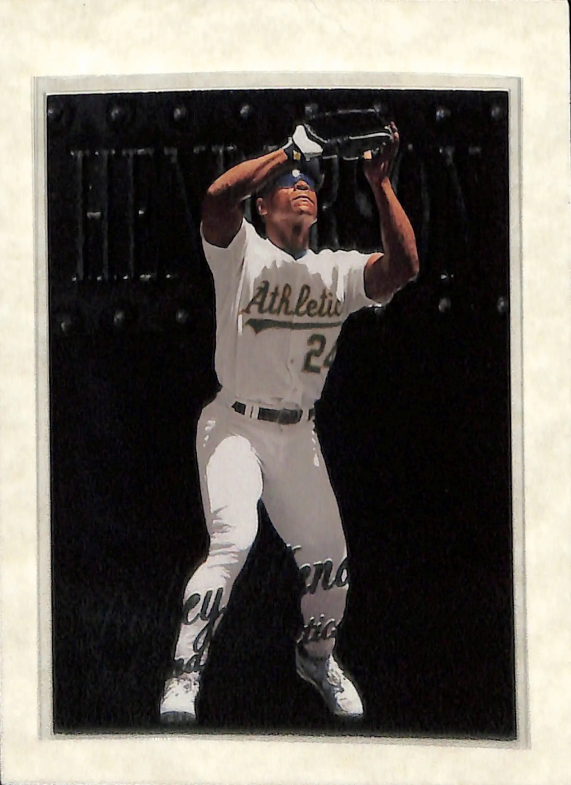 1999 Fleer Metal Universe #122 Rickey Henderson  EX
