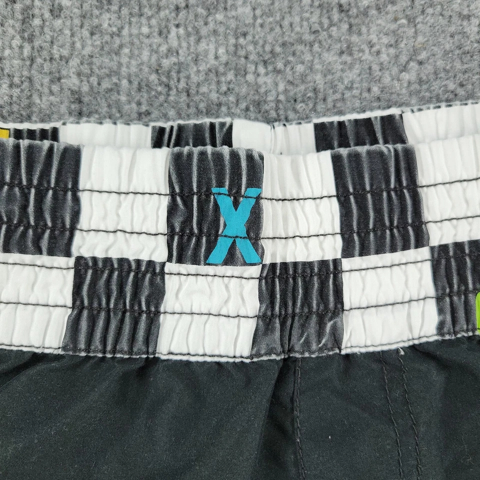 Roxy Shorts Women Junior Size 9 Black Pull On Checkered Logo Mid Rise Adult 29x1 - Image 3 of 4