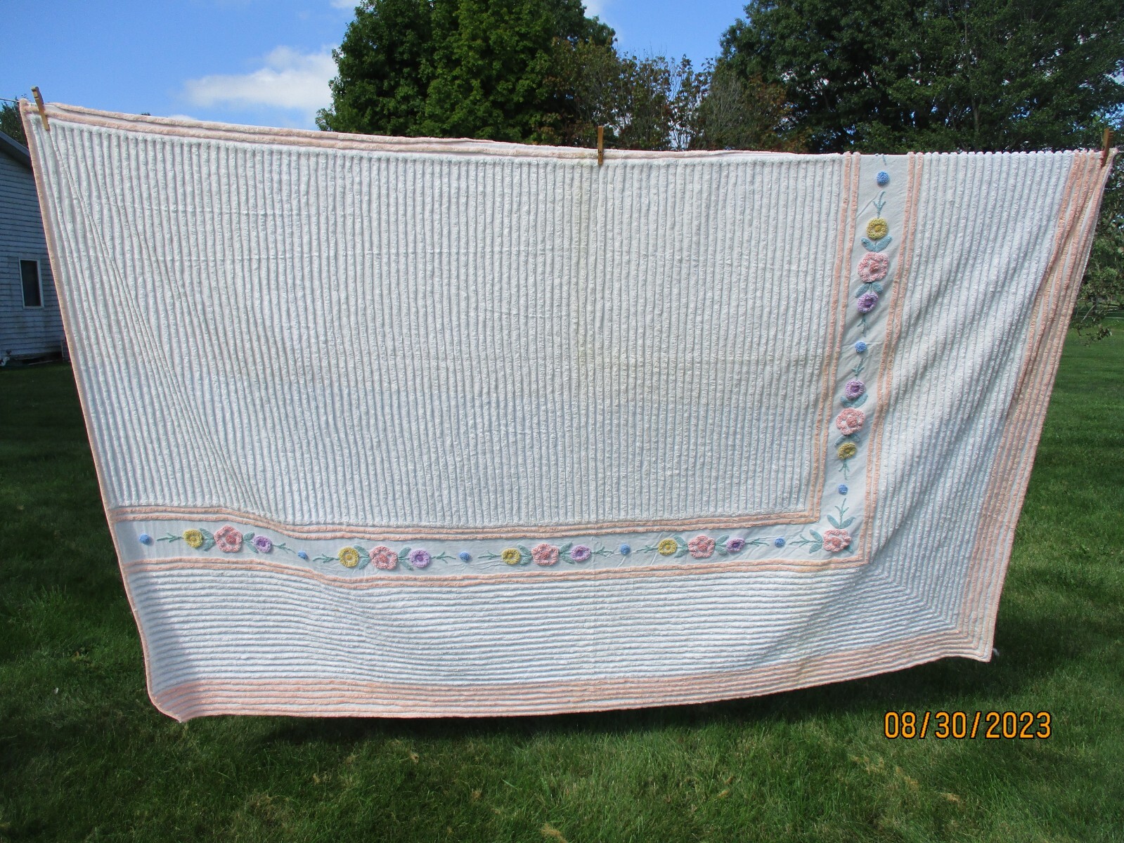 Vintage Queen size chenille Bedspread 100"x86" eBay