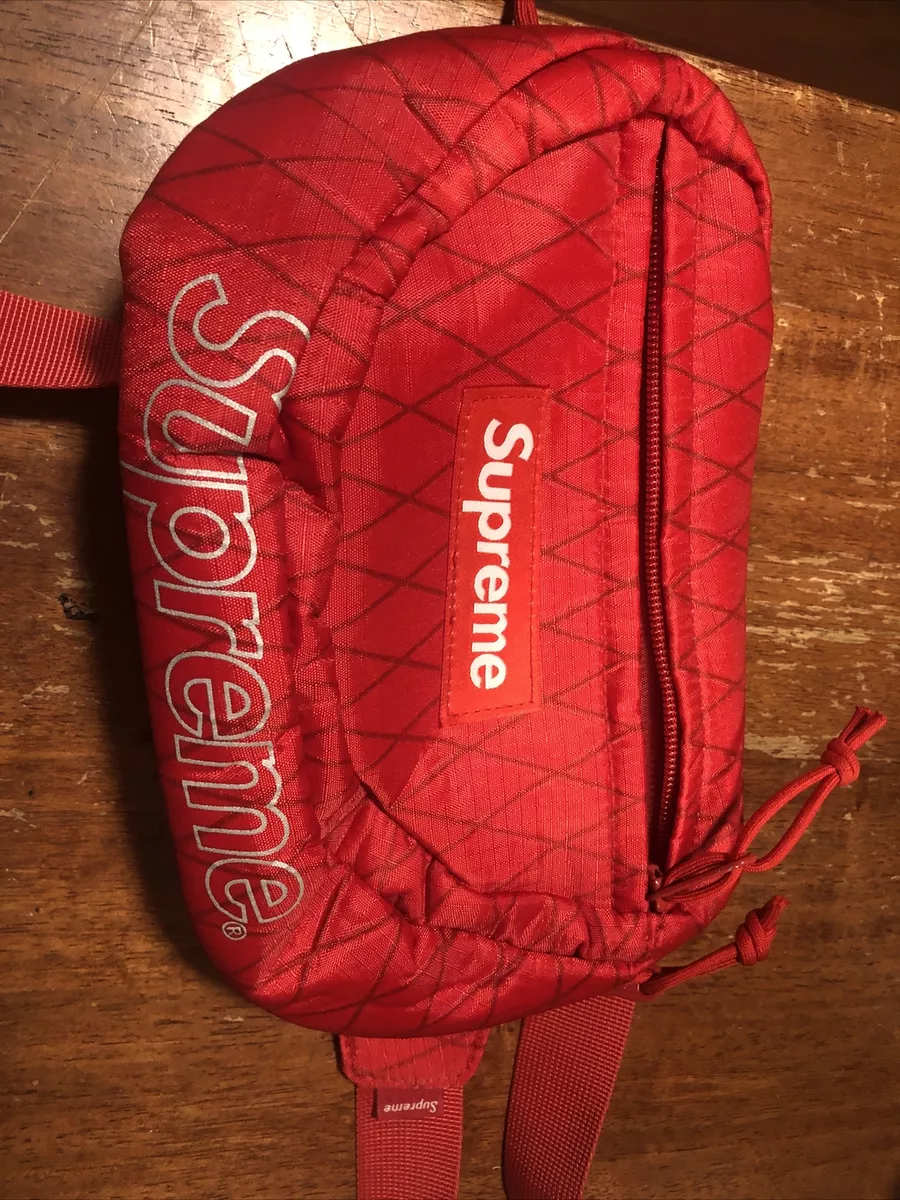 Real VS Fake Louis Vuitton X Sepreme Bumbag Beltbag Detail Review 