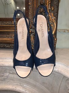 navy slingback heels