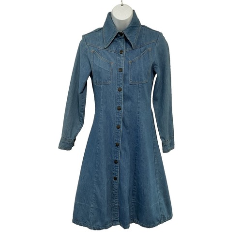 white christmas dresses Wrangler Relaxed Western Shirt Dress – Maverick Fine Western Wear