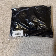 T-Shirt Taylor swift reputation black with block design Large tour dates