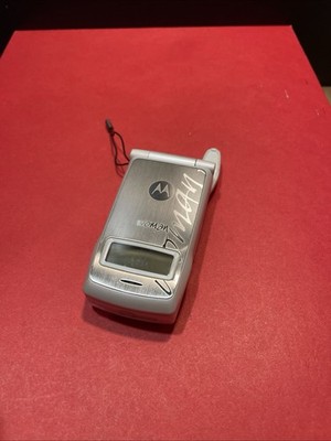 Vintage Motorola series i830p - Women Edition Collectors Item Can Not Activate