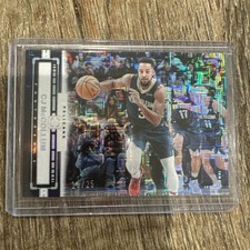 panini 2023 photogenic cj mccollum  no 47 prizm /25