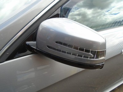 13 MERCEDES W212 E220 CDI SPORT NEARSIDE POWERFOLD MIRROR 08-16 BREAKING CAR