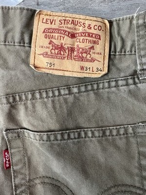 Levi's 751 Jeans Straight Leg Men s Size W31 L34 Red Tag Dark Brown Denim EUC