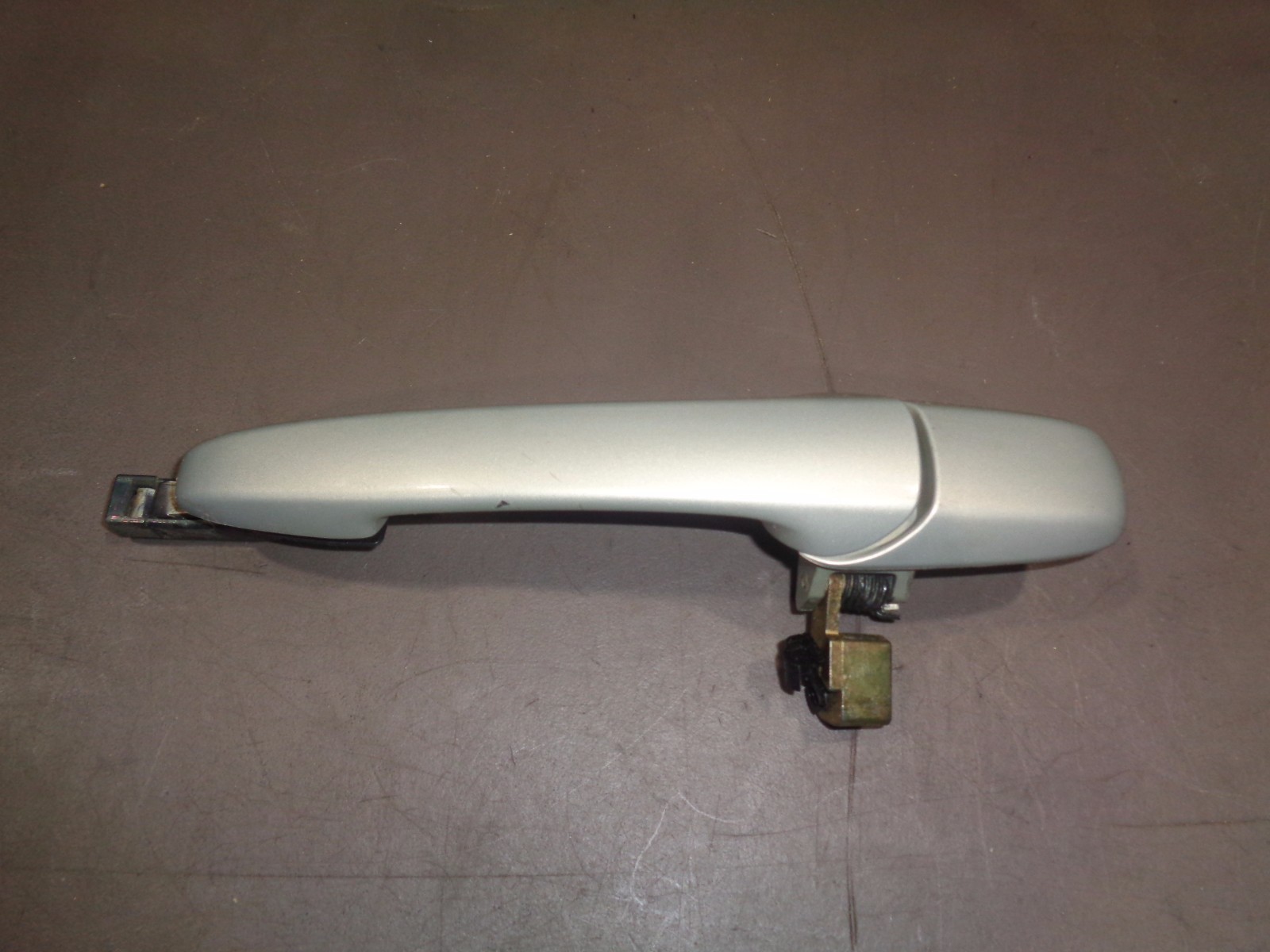 05 mazda 6 front passenger door handle (A1-1-2-1)