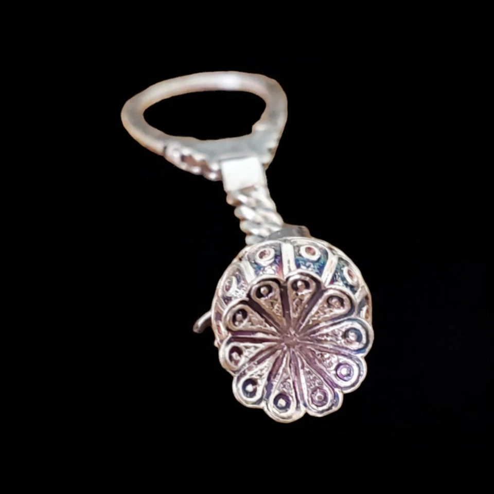 Antiguo llavero de plata 835 jarra hecha a mano Foto 4 de 4