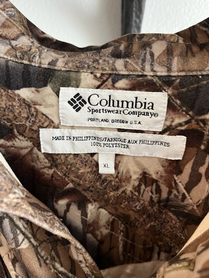 Vintage Columbia Sportswear XL Button Front Camo Hunting Shirt Realtree Pattern - Image 2 of 4