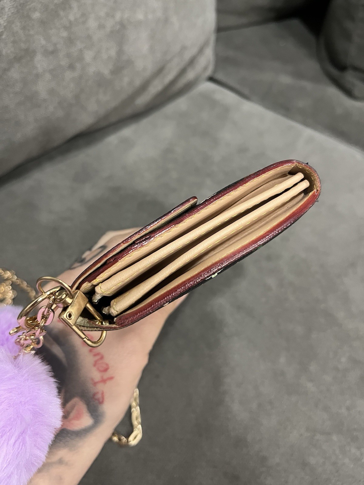 Louis Vuitton — image 10