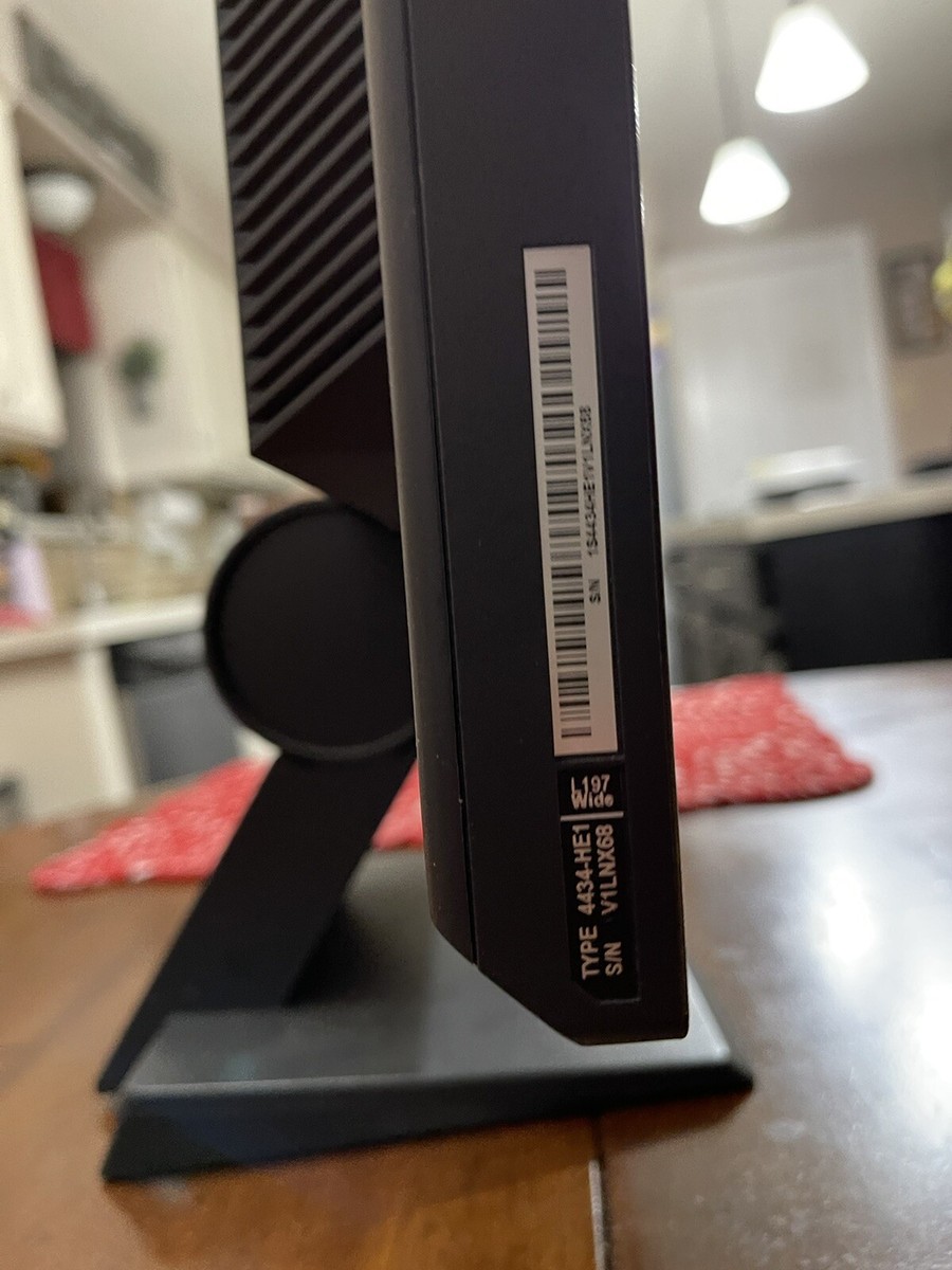 Lenovo ThinkVision L197 LCD Monitor 19
