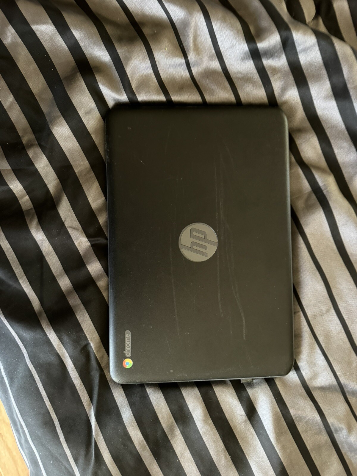 chromebook laptop-image