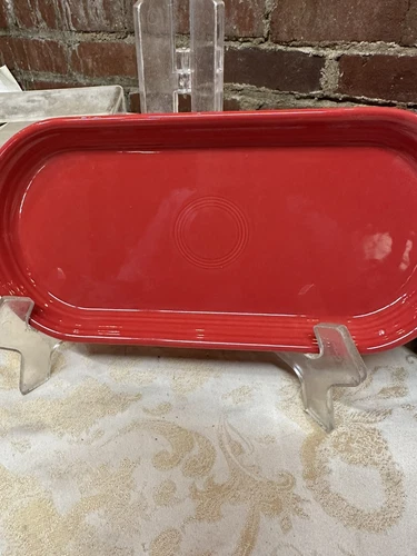 Fiesta BREAD TRAY - SCARLET -  first