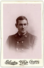 Cabinet Card Circa 1890s Glanton Handsome Man in Suit Nashua NH