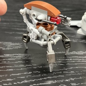 LEGO Star Wars: Clone Troopers Vs. Droidekas 75000 - 100% Complete Retired Set