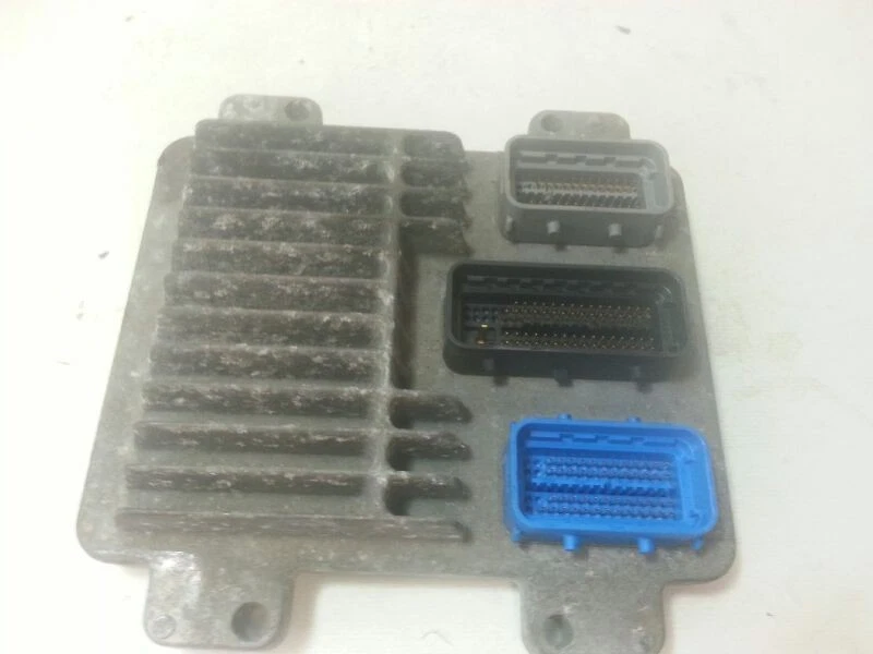 Módulo de control electrónico Motor Computer ECM 12581598 compatible con 05-06 SATURN RELY Foto 4 de 4