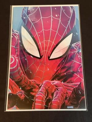 ULTIMATE SPIDER-MAN #14 - JOHN GIANG - EXCLUSIVE VIRGIN VARIANT - LTD 1000
