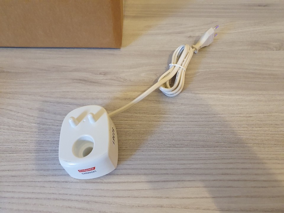 Colgate Omron C-CH Charging Base Only White 2.5W for Electric ...