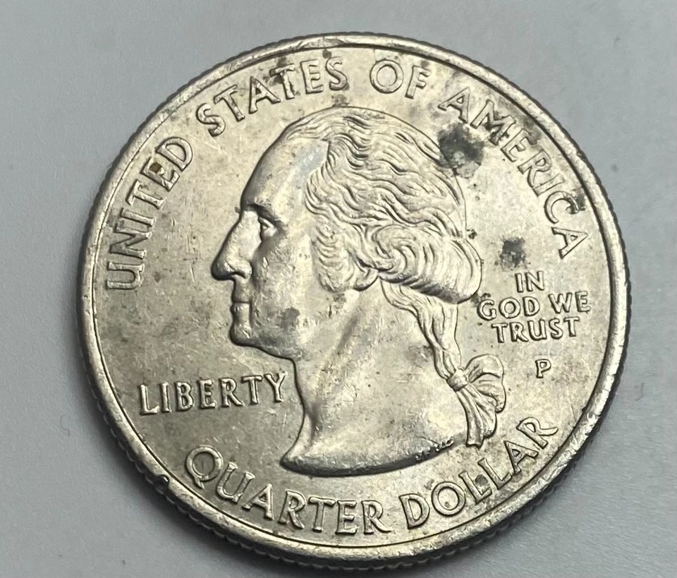 2004 "P" Iowa State Quarter*Mint Error & Struck Through Error*(Rare)(Ships FREE) - Image 2 of 2