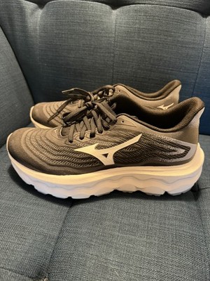 Mizuno Wave Horizon 8 Size 8 NEW