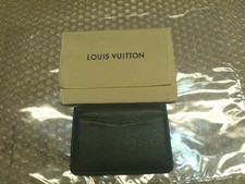 LOUIS VUITTON, PORTA CARTE DI CREDITO CON DUST BAG. ECCELLENTI CONDIZIONI. VEDI
