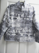 Chico s Jacket Wmn's Sz. 1 Grey Print Cotton Blend Long Sv. W/ Zipper Pockets