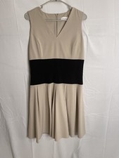 Calvin Klein Women’s Six 10 Sleeveless Sheath Style Dress No Belt Tan Black 3902