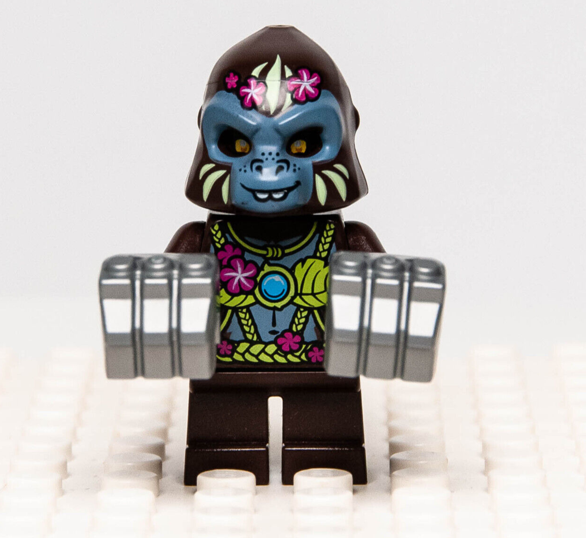 LEGO Chima Gorilla Minifigure - G'Loona (loc036) w/ Silver Fists