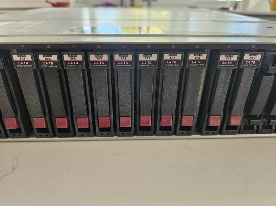 HPE MSA 2052 SFF, Dual controller FC/iSCSI, 35TB Raw Capacity | Q1J03A - Image 3 of 4