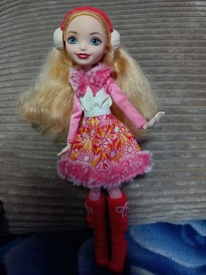 Ever After High Epic Winter Apple White Puppe